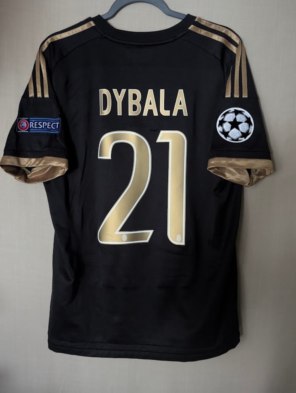 Juventus 2015-16 Third Paulo Dybala Jersey Men's Large Black Gold UCL Rare